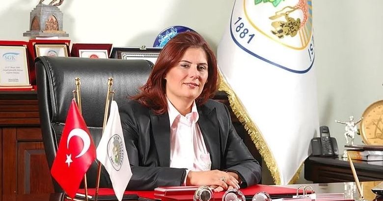 780x411-14-yolsuzluk-davasi-olan-chpli-ozlem-cercioglu-yeniden-aday-gosterildi-1705907352605.jpg