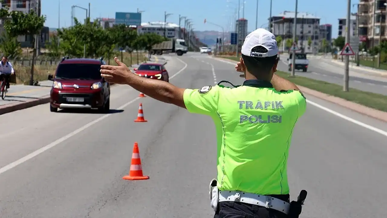 iste-guncel-trafik-cezalari-1735550369-7d1hqr.webp