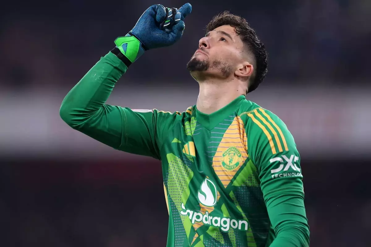ingiltere-altay-bayindir-i-konusuyor-2-penalti-18254637-5491-amp.webp