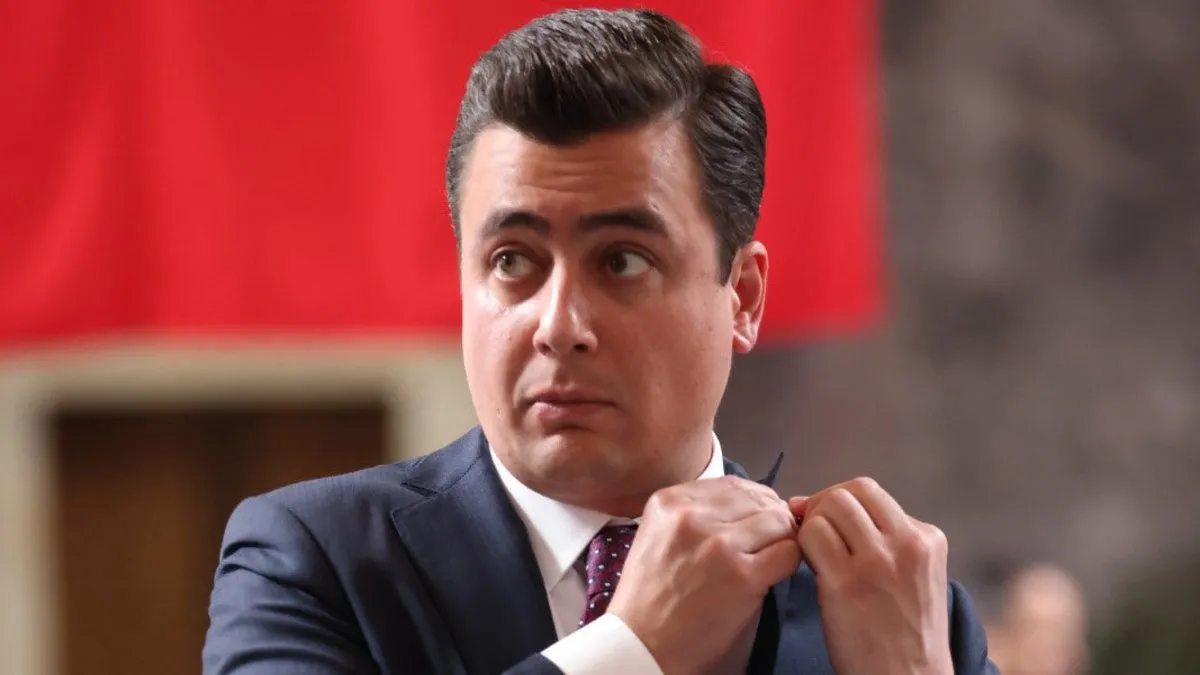 1200x675-osman-gokcekten-600-milyonluk-ev-iddialarina-sert-yanit-1734540056994.webp