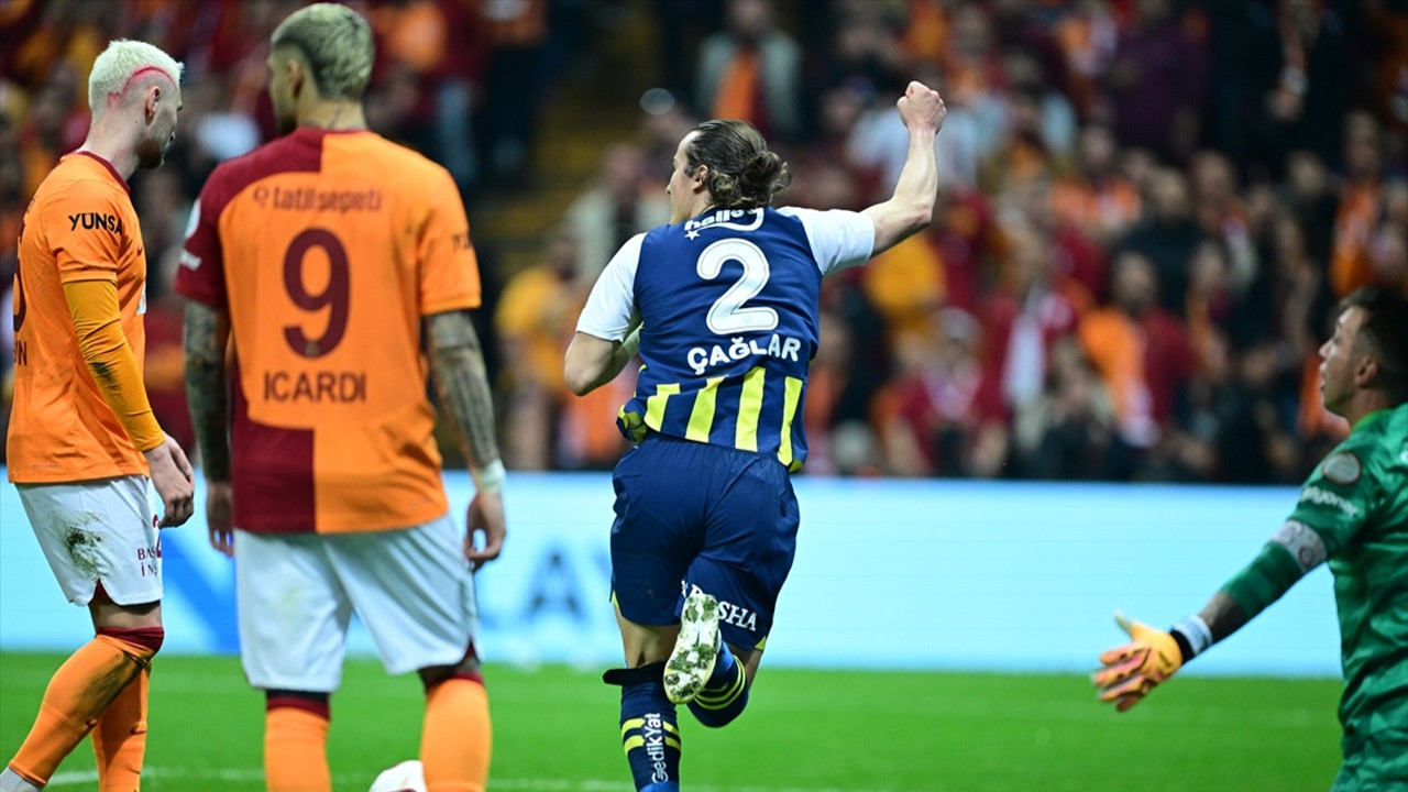 zirvede-hesaplar-sil-bastan-fenerbahce-derbiyi-kazandi-puan-farki-3e-indi-rhe9.jpg