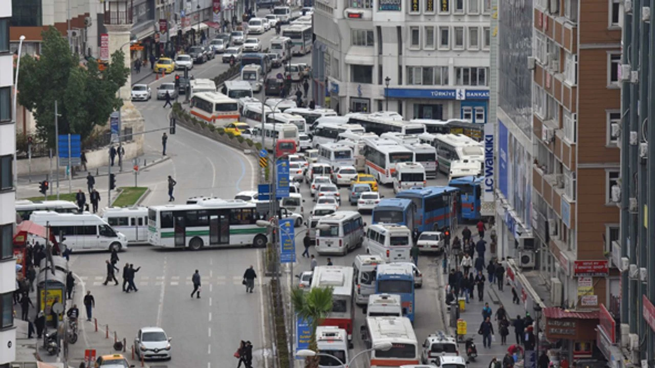 adana-trafigi-icin-flas-teklif-h36773-ebae7-jpg.webp