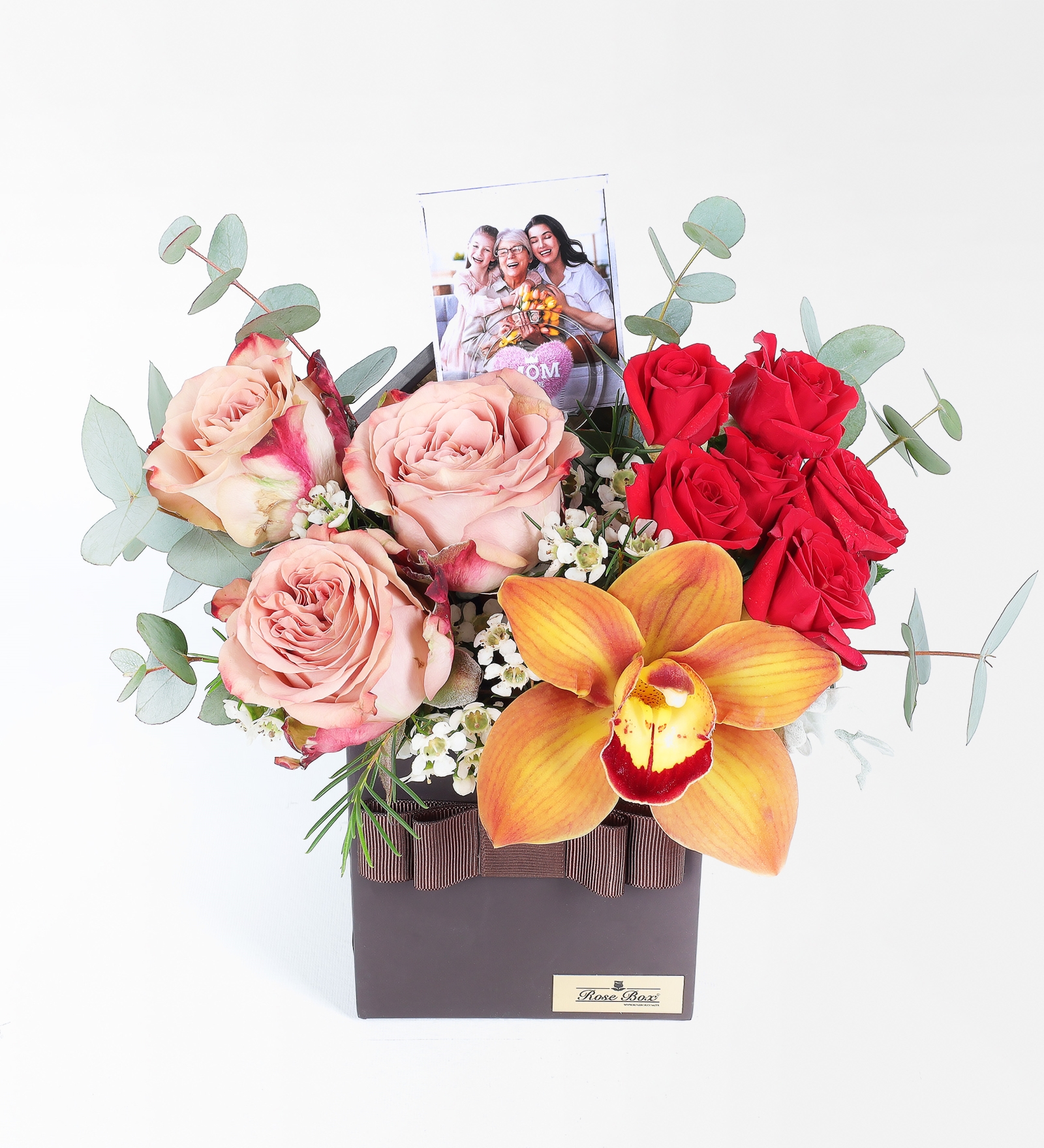 cicek-siparisi-rosebox.jpg