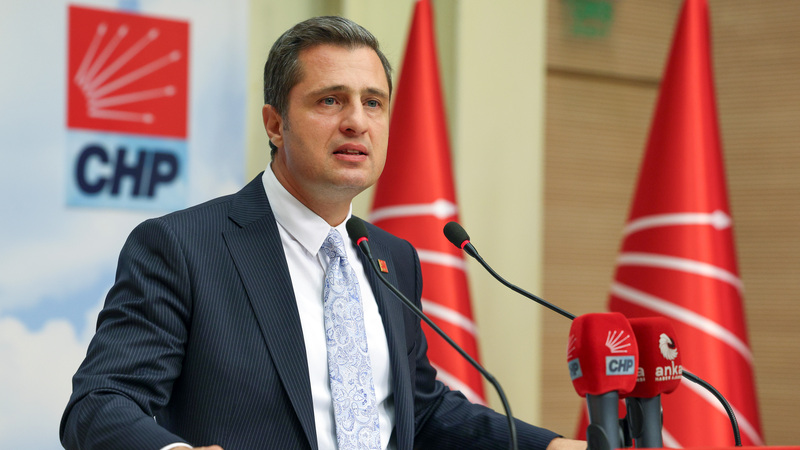 deniz-yucel-chp.jpg
