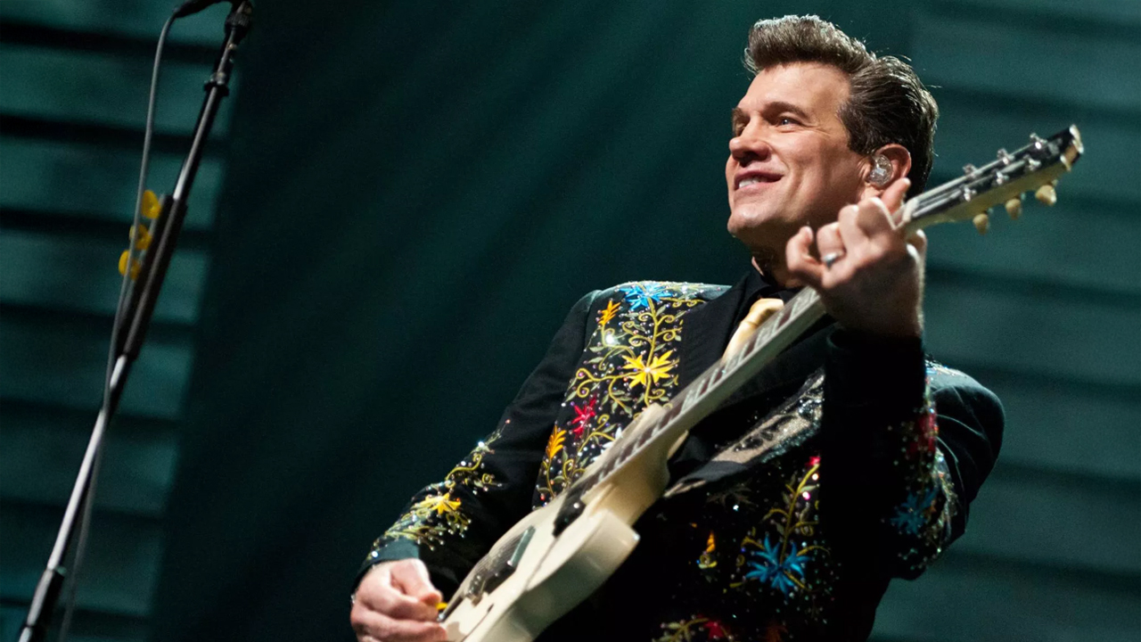chris-isaak-konseri.jpg