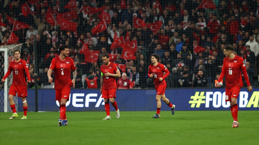 kosova-turkiye-futbol-maci-3.jpg