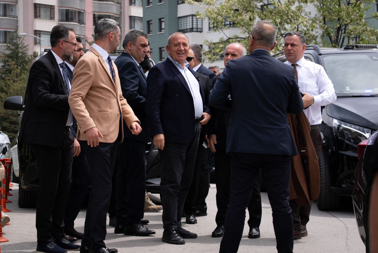 yarkadas-tekin.jpg