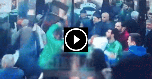 Bursaspor taraftarları Manisa’da kahveyi bastı! Ortalık savaş alanına döndü