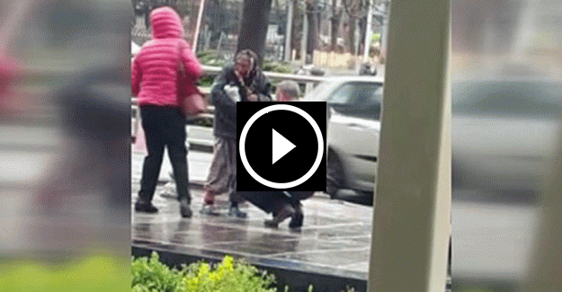 'İnsanlık ölmemiş' dedirten görüntü...