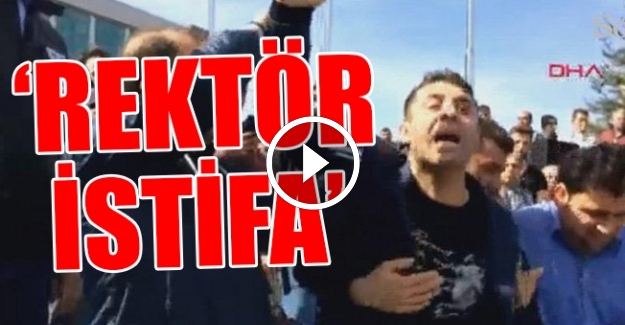 Üniversite, katledilenler için tören düzenledi