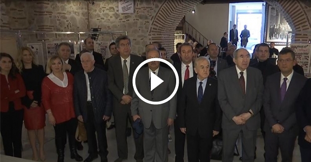 Öğretmen öğrencilerini kavga ettirdi