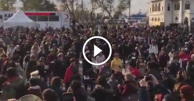 Kadıköy'de kadınların #LasTesis dansına polis müdahale etti