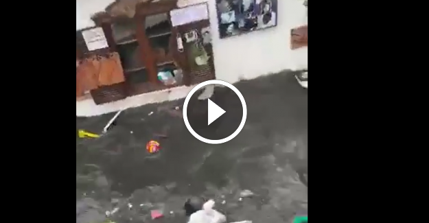 İzmir'de Tsunami ardından görüntüler