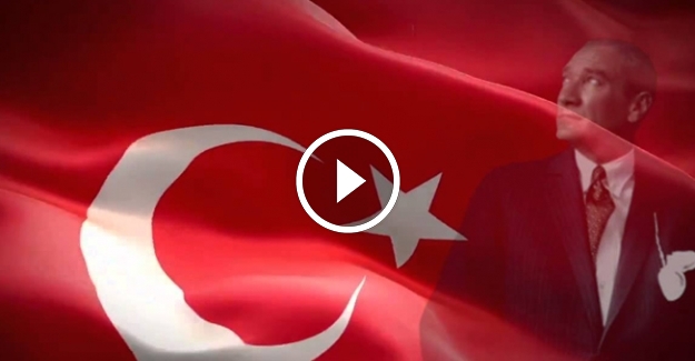İstiklal Marşı'nın sözlerini unutan görevli: Kusura bakmayın önümde metin yok...